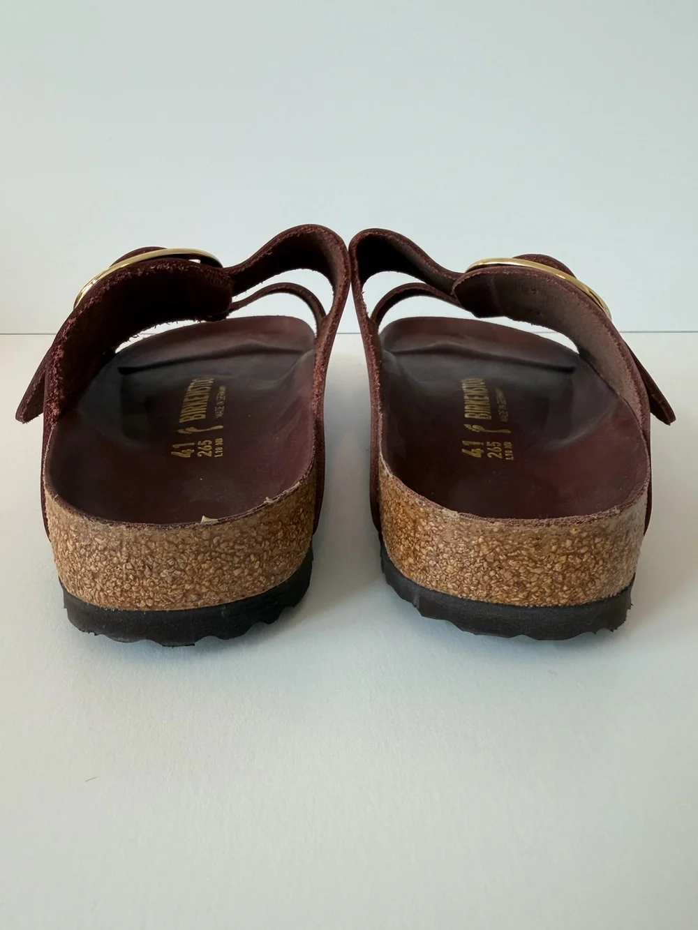 Birkenstock Arizona Big Buckle Sandal in High Shine Zinfandel Leather, Size 10 - Picture 7 of 9